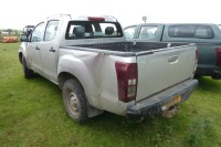 Isuzu D-Max pick-up, diesel, manual 6 speed gearbox, YD16 PFX, 147,000mls HPI clear, MOT until 28/02/2026 - 3