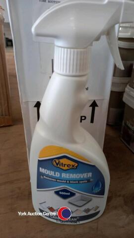 Quantity of floor paint