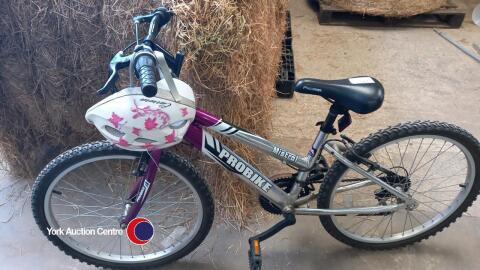 Mistral Probike, teenage girls bike, & helmet