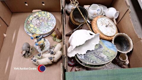 2 x boxes of mixed ornaments and decorative plates