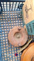 Quantity of vintage fishing reels - 3