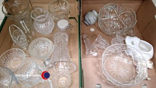 2 x boxes of assorted glassware and ornaments