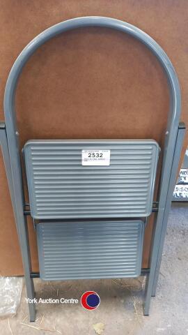 Pair of step ladders, new