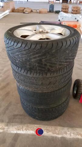 4 x Vauxhall Alloy wheels to fit Astra / Corsa - 225/45ZR17