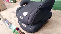 2 Voyager children's car booster seats plus umbrellas, boxed window blind and original pastel painting by V Cartman - 2