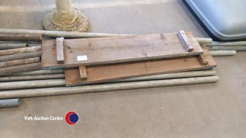 Collection of scaffolding tubes