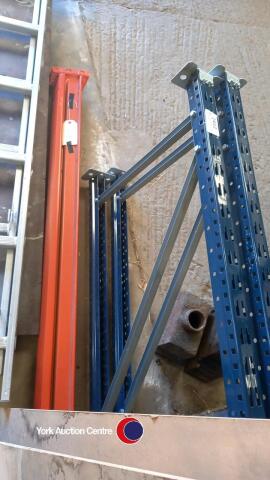 Adjustable heavy duty shelving racking, 2.2m x 2.5m bays