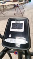York Fitness cross trainer and exercise bike, 2 in 1, hardly used, gwo - 4