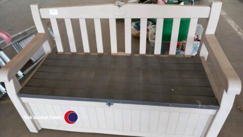 Garden bench/storage box by Keter with lock
