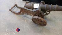 Large metal cannon, suitable for garden ornament - 2