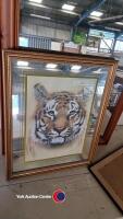 4 x Pictures plus wooden framed mirror - 4