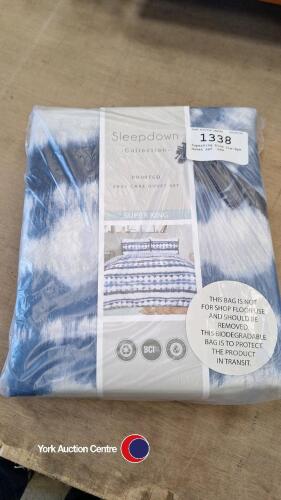 Superking blue tie-dye duvet set, new