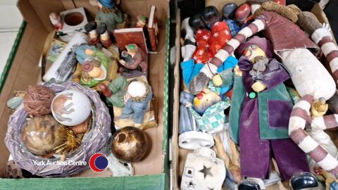 2 x boxes of mixed ornaments and household items