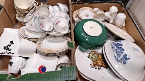2 x boxes of assorted tableware inc Shelley