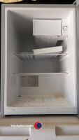 Logik Caravan Fridge - 2