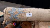 8 various size rugs - 2