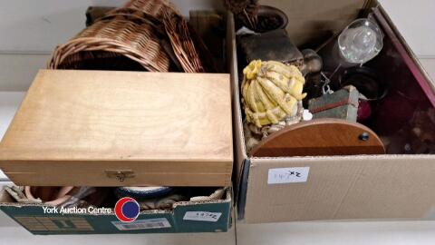 2 x boxes of assorted household items