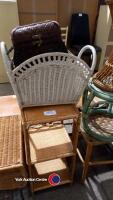 Selection of wicker items inc blanket box - 3