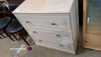 3 Drawer unit