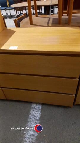 3 drawer chest of drawers