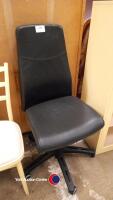 Leatherette office chair
