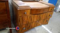 Bedroom dressing table with mirror - 2