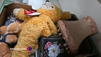 2 x boxes of miscellaneous bric a brac - 3