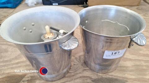 2 ice buckets with 3 optics