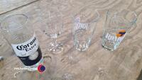 Box of drinking glasses, 10 x pint glasses (Corona/Roma), 3 x 175ml wine glasses, 4 x champagne flutes, 6 x short tumblers - 2