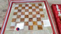 Vintage boxed onyx chess set - 2