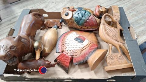 Wooden ornaments: Large owl, Large fish, Duck, Large tiger, Rhino