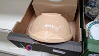 2 x Boxes of tableware inc 20 piece dinner set - 3
