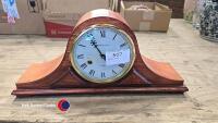 Mantel clock - 2