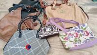 Selection of hand bags & shoulder bags.