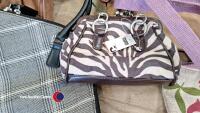 Selection of hand bags & shoulder bags. - 5