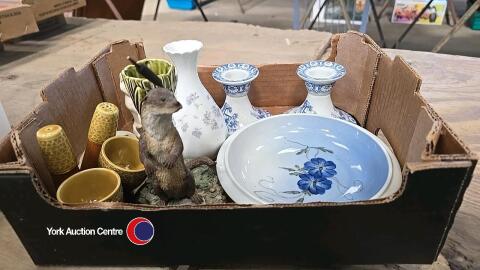 Box of collectables inc 2 x Wally dogs, a Royal Copenhagen dish & a Mincer