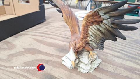 Capodimonte Eagle (tay Eagle)