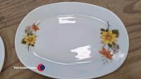 6 x Pyrex oval steak plates - 4