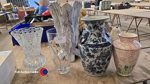 Box of vases