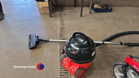 Henry cylinder hoover