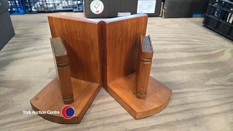 Pair of bookends