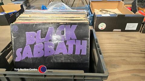 Quantity of vintage rock albums