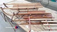 4 x old wooden sledges - 4
