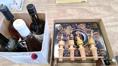4 x bottles of wine, Mansfield millennium ale and 4 novelty bottle corks