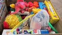 Box of children's toys, books and jigsaws - 4