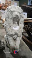 Pair of Lion garden statues - 2