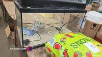 Aquarium with accessories - 3