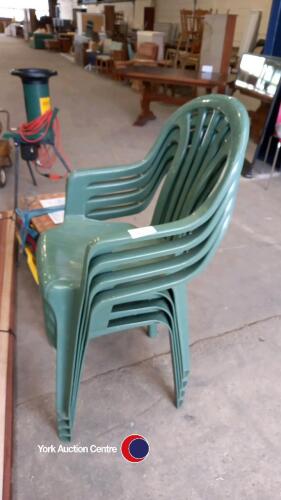 Set of 4 x plastic garden chairs