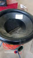 Black & Decker electric garden shredder - 2