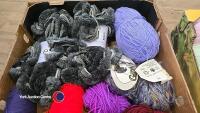 Box of wool - 2